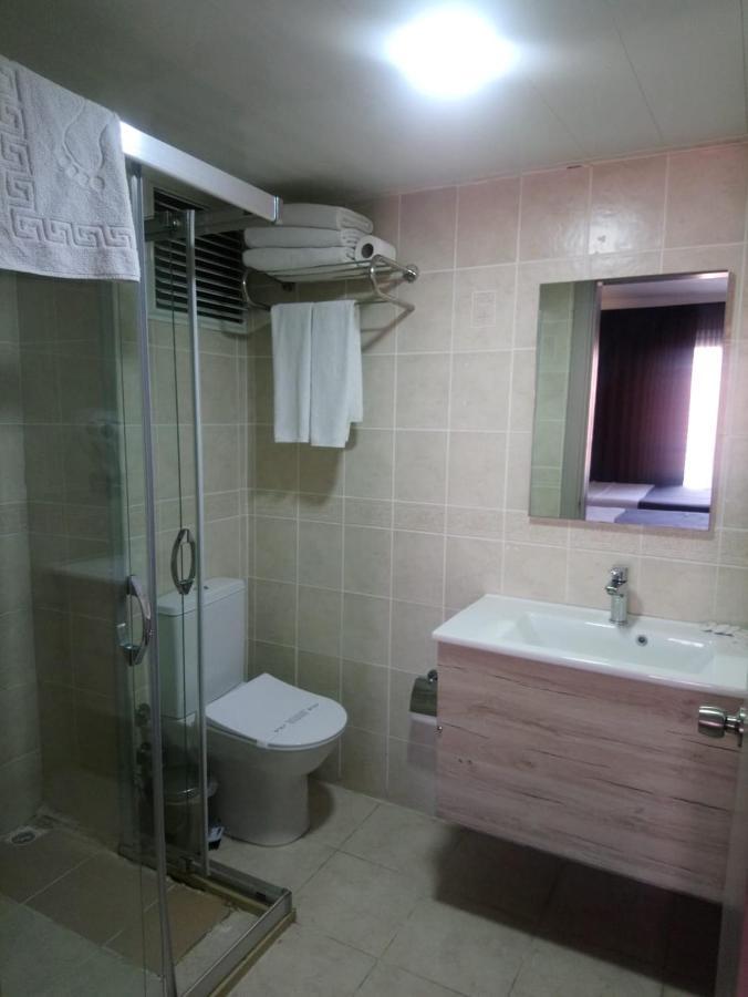 Grand Faik Hotel Çeşme Zewnętrze zdjęcie
