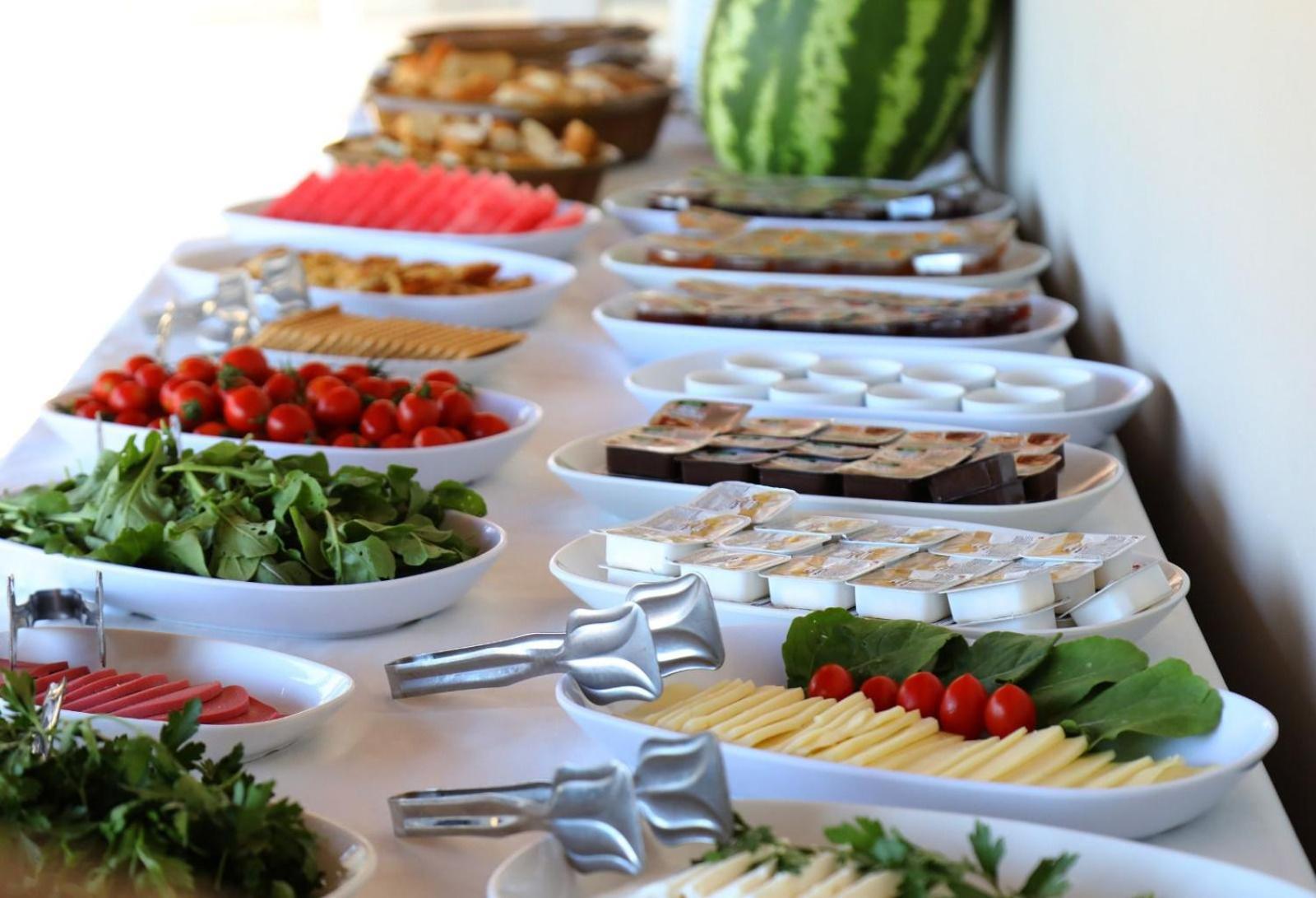 Grand Faik Hotel Çeşme Zewnętrze zdjęcie