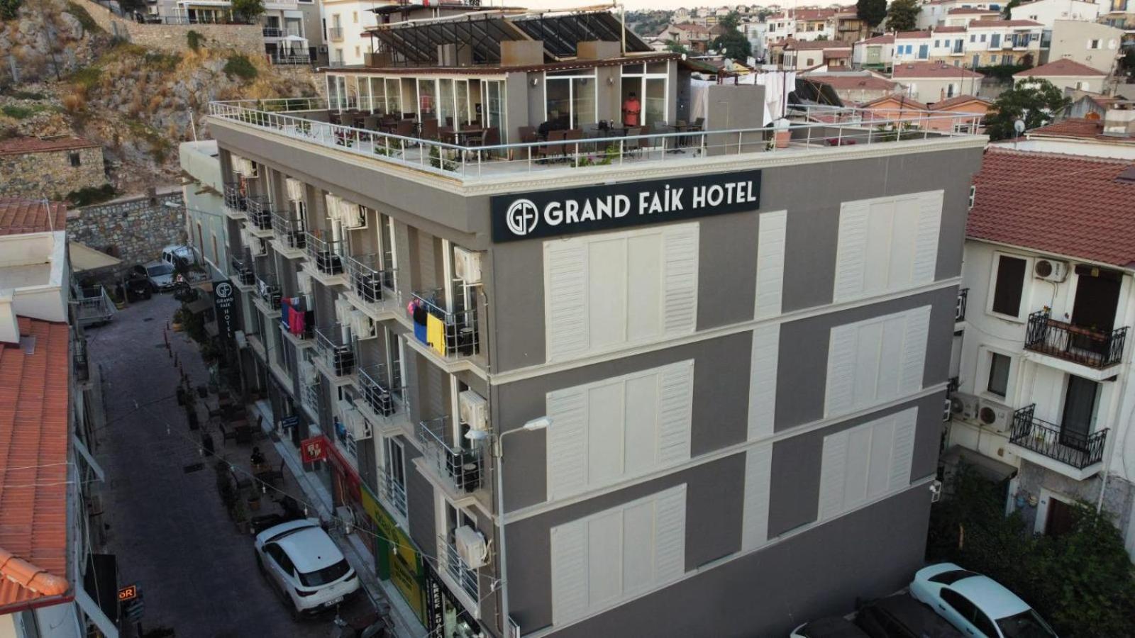 Grand Faik Hotel Çeşme Zewnętrze zdjęcie
