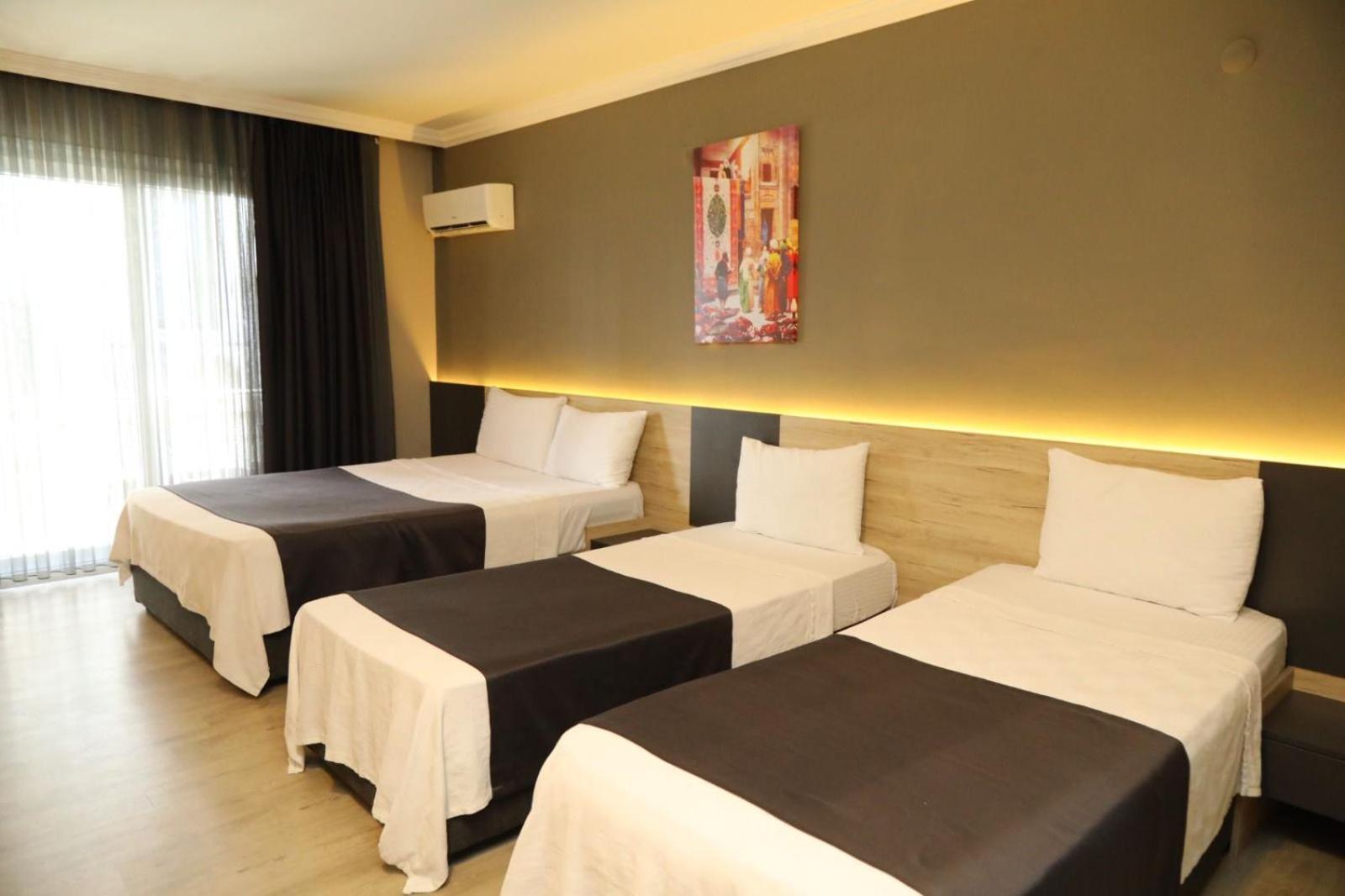 Grand Faik Hotel Çeşme Zewnętrze zdjęcie